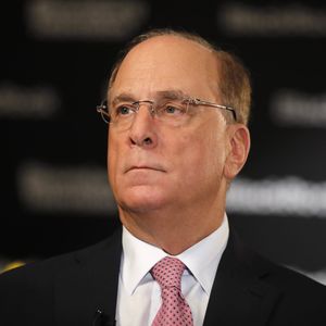 BlackRock CEO Larry Fink Predicts Fed Rate Cut