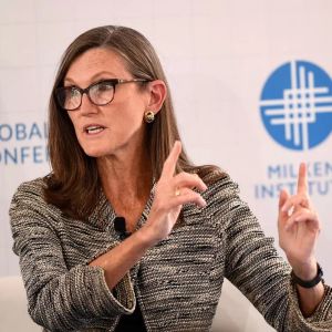 Billionaire Cathie Wood Reveals the Real Reason Ethereum Spot ETFs were Approved and the Likelihood of Solana ETFs Being Approved