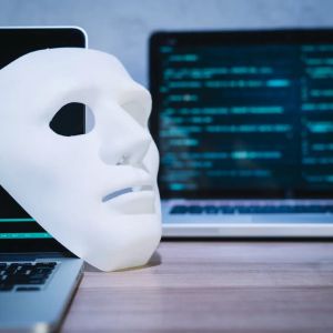 JUST IN: This Altcoin Suffers Massive Hack Attack, Hacker Mints 1 Billion Tokens of Its Own – Price Plummets
