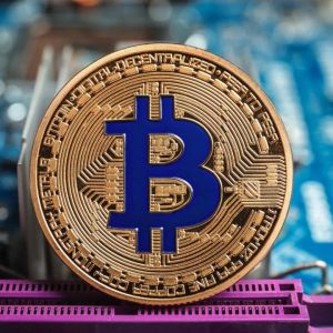 An Important Warning Came From the Analyst Who Correctly Predicted Bitcoin Will Reach $70,000! Here Are the Details