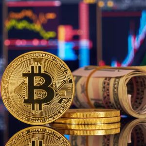 Why Is The Bitcoin Price Not As Volatile As Before? Analyst Targeting $100,000 for BTC Speaks Out