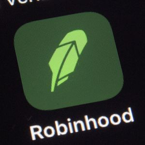 JUST IN!  Robinhood Listed a Surprise Altcoin, Price Spiked!