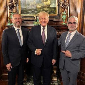 Ripple CEO Brad Garlinghouse Meets With Donald Trump! Is There a Major Announcement Coming for XRP?