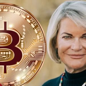 Senator Lummis Launches Investigation Into US Bitcoin (BTC) Sales!