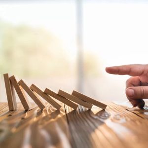 Watch Out: Developers Keep Selling Large Amounts of This Altcoin
