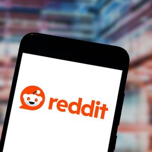 Redditors Are Calling MAGACOINFINANCE the Next 100x Altcoin to Watch