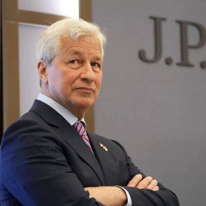 JPMorgan CEO Jamie Dimon, Whose Company Does Bitcoin Business, Takes Another Swipe at BTC