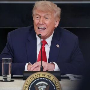 US President Donald Trump's Cryptocurrency Launch! "I Want It On My Desk ASAP!"