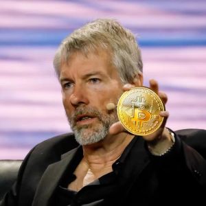 Big Bull Michael Saylor Signals Again: Bitcoin Announcement Possible Tomorrow