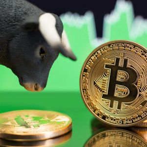 VanEck Issues Major Bullish Prediction for Bitcoin (BTC) "Thanks to Gold!"