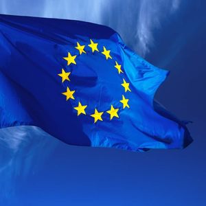 BlackRock Partner Announces Giant Altcoin Receives Critical Approval from Europe!