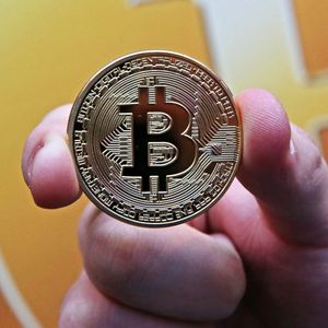 Expert Analyst Issues Warning on Bitcoin – “Seller Exhaustion Indicator Sounds the Alarm”