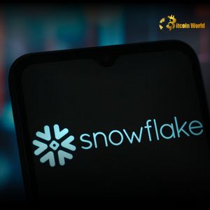 Snowflake Acquisition Boosts Enterprise AI Capabilities with Crunchy Data Deal