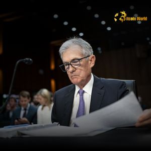 US Dollar Faces Crucial Shifts Ahead of Fed Meeting
