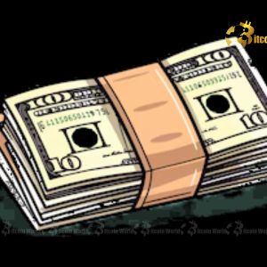 Asia FX Braces: Dollar Steady Amidst Crucial Trump Tax Bill & Nonfarm Payrolls