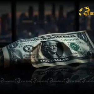 Dollar Rebound: Navigating Market Volatility Amidst Powell’s Uncertain Future