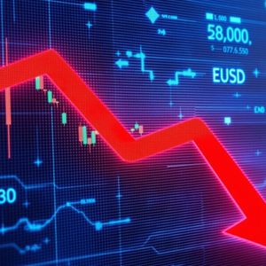 EUR/USD Forecast: Crucial Insights into Bearish Momentum
