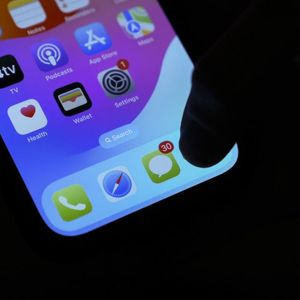 ‘Disable iMessage ASAP’—‘High-Risk’ Alert Issued Over ‘Credible’ iPhone Exploit