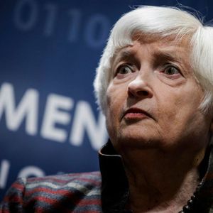 Janet Yellen Issues Serious $34 Trillion Warning As Bitcoin Predicted To Surge To $1 Million Price