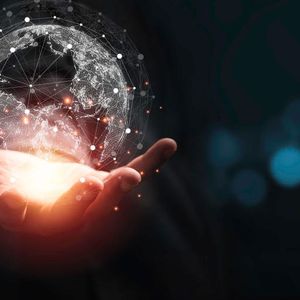 Crypto’s Election-Prediction Money Machine; Bitcoin Billionaire Cash Out