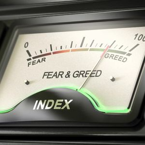 Crypto Fear And Greed Index: What It Is And How To Use It