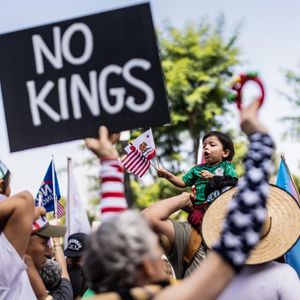 From "No Kings" To MAGA Crowns: The Irony Of Trump's Bitcoin Embrace