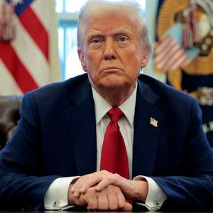Trump Fed Warning Spurs Crypto Price Surge Toward $4 Trillion As Bitcoin, Ethereum And XRP Suddenly Soar