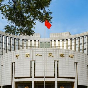 China Softens Stance: What A Yuan-Backed Stablecoin Dream Could Mean For Global Fintech