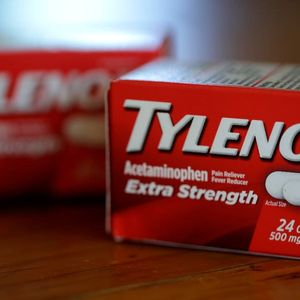 Tylenol Debate Shows Science Transparency Gaps. Can DeSci Help?