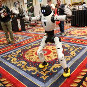 CES Top 12 Companies Redefining Personalization With Web3, AI, Robots