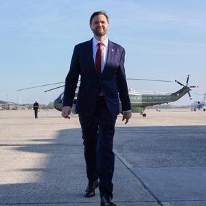 ‘No Deal’— Bitcoin Braces For Crash After Fruitless Vance Iran Talks