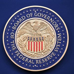 'No Cuts'—Polymarket Bettors Dump Fed Rate Cut Hopes